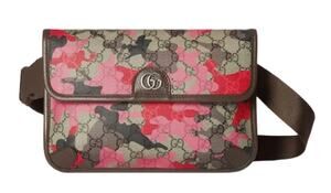 Gucci GG Supreme Camouflage Belt Bag Crossbody Clutch Pink Red Camo 90